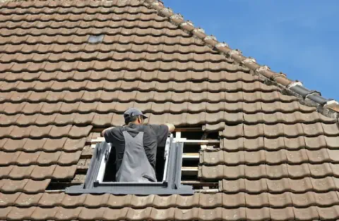 Pose de velux - Saulon-la-Rue